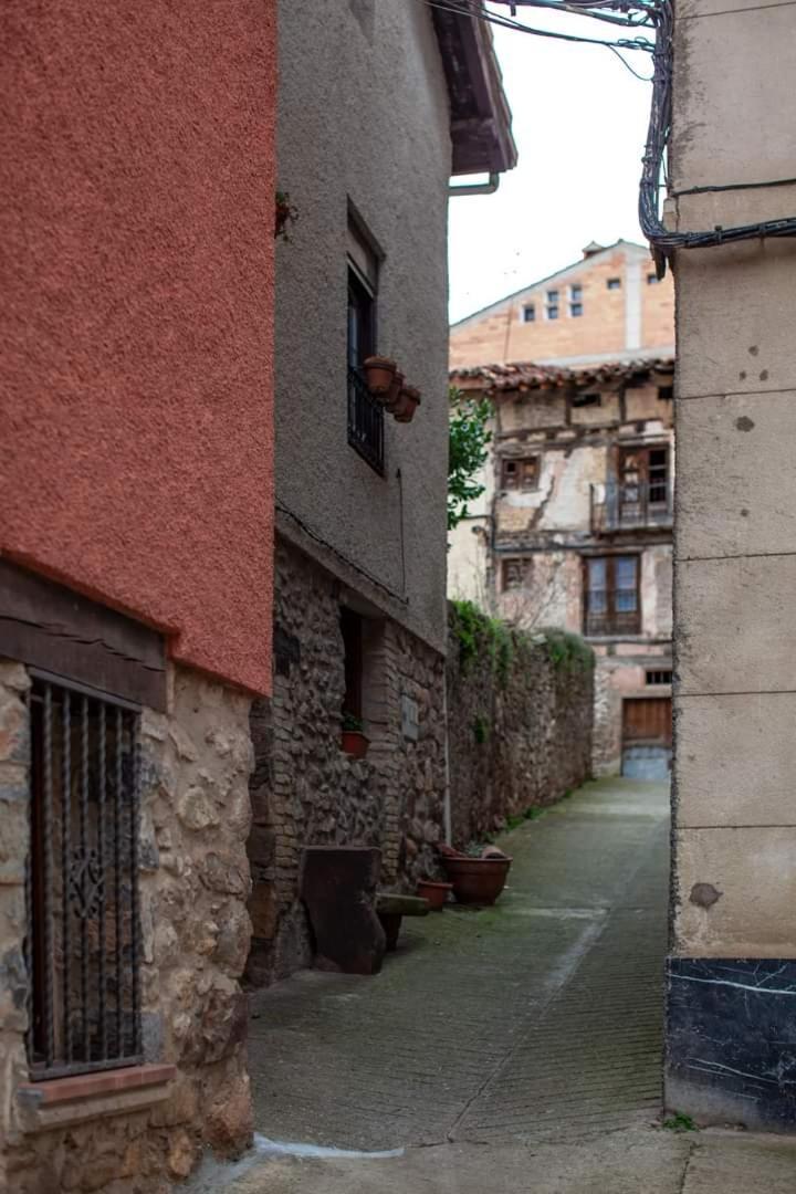 Zabala, Entranable Y Autentica Casa De Pueblo En Anguiano Luaran gambar
