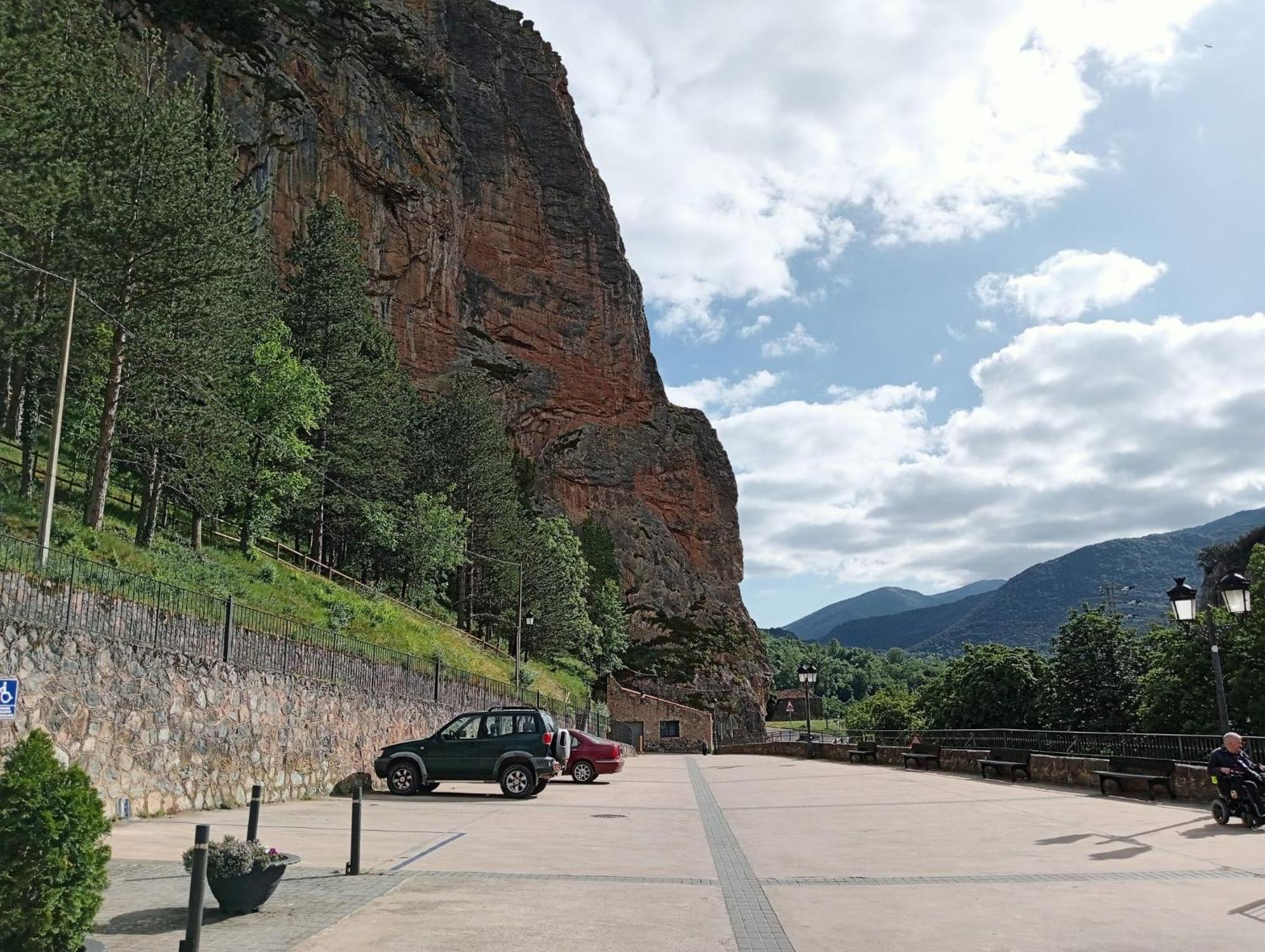 Zabala, Entranable Y Autentica Casa De Pueblo En Anguiano Luaran gambar